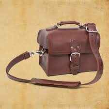 Saddleback Builds A Better Bocce Bag Saddleback Leather Leather Camera Bag Bags