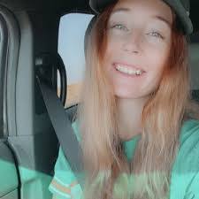 Shauna Meyer's Instagram, Twitter & Facebook