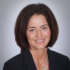 Kara Moss's Instagram, Twitter & Facebook