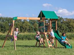 Unlike other outdoor playset manufacturers, backyard discovery stands out for its unique design of swing sets. The Best Swing Sets Of 2020 Insider