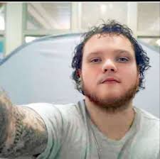 Seinfeld vs Friends: Which show is better?