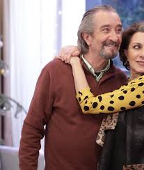 É com muito orgulho que o produtor joão luiz azevedo e o ator cantor rogério silvestre convidam a todos (do país inteiro, do mundo inteiro!) para assistirem a apresentação especial do seu musical. Mais Sobre Noemia Costa Vidas
