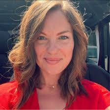 Merle Weston's Instagram, Twitter & Facebook