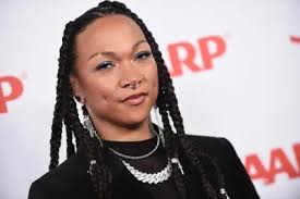 Former USC hurdler Candice Davis Price gives athletes 2 valuable tips