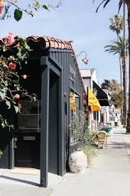 Before After Shoppe Amber Interiors Pacific Palisades Amber Interiors Mediterranean Homes Exterior Amber Interiors Amber Interiors Shoppe