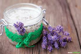 7 Lavendel Rezepte Um Die Bluten Furs Ganze Jahr Zu Konservieren Korperpeeling Rezept Zucker Schrubben Diy Zuckerpeeling