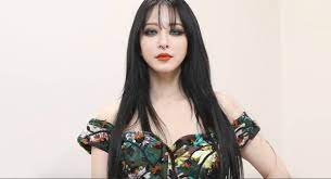 Han ye seul describes how her bold award show look was inspired by the witcher + talks about becoming a bts fan. Actress Han Ye Seul Defends Nose Ring It S Not Weird You Are Not Used To It The Star