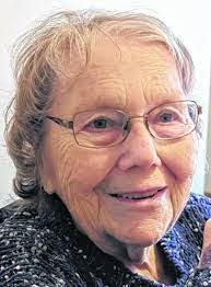 Sheila Batts's Instagram, Twitter & Facebook