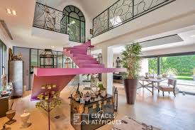 Superbe Maison Aux Beaux Volumes Avec Piscine Interieure Espaces Atypiques