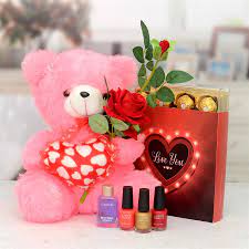 Shop for valentine's day gifts for her at macy's. This Valentine S Day Surprise Your Special One And Send Valentine S Day Gifts To India