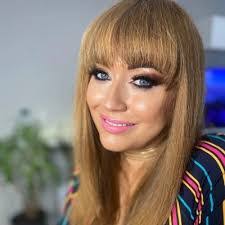 Melanie Shipman's Instagram, Twitter & Facebook