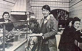 Genti diverse venute dall'est dicevan che in fondo era uguale. Fabrizio De Andre Wikipedia