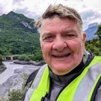 When you reach your destination you have to cancel navigation manual