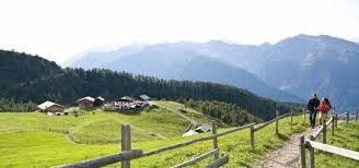 Hirzerhutte Gompm Alm Grube Sudtirol Meraner Land Wandertipps