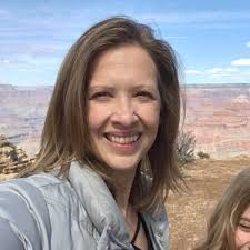 Beth Thornton (@BethlynThornton)