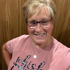 Looking for a good but not expensive late lunch/early dinner in Roscoe  Village