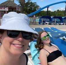 Jennifer Epperson (@jepperson1120)