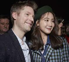 Lee seo jin cheekily responds, tell him to just take good care of his daughter ji on. the actor continues, if choi ji woo fixes her excessive spending habits maybe. and nods that he. Choi Ji Woo Bio Wiki Net Worth Dating Married Husband Height