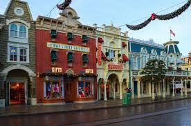 Have Yourself A Merry Little Walk Down Main Street U S A Disneyland Main Street Main Street Usa Disneyland Paris France