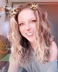 PARA descontrair... e mandar FELICIDADE para quem pode estar na BAD, por  não sair HOJE. , NÃO se preocupem , o CRUSH tbm NÃO tá pegando ninguém ...  Estamos TODOS no mesmo barco! Vamos ficar em casa e ...