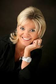 Marci Holley's Instagram, Twitter & Facebook