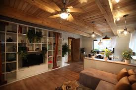 Căminul devine unul de poveste echipa emisiunii visuri la cheie transformă locuințele în spații frumoase și confortabile. 54 Visuri La Cheie Ideas Cheie Renovarea Casei Interior