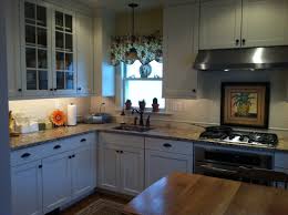 Maybe you would like to learn more about one of these? Kitchen Remodel Brookhaven Cabinetry Edgemont Recessed Antique White On Maple Kitchen Kitchen Remodel Kitchen Reno