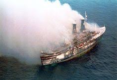 El achille lauro era un crucero italiano salido del infierno. 26 Dhips Ideen Schiff Schiffswrack Verlassene Schiffe