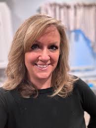 Amy Andress's Instagram, Twitter & Facebook