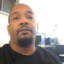 Happy Sunday All!!! I posted 10 videos for the holidays in my timeline.  Follow the artists, comment, share and Re-post. Continue to have a Happy  Holiday and God Bless!!! 💯🎄🎉🎊🎁✅☺️💙 #happyholidays #gkam ...