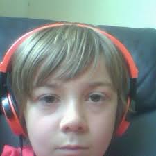 Elliot Lloyd Jones (@ELloydjones11)