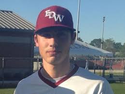 Cardinals dominate John Curtis, 11-1