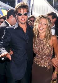Jennifer spent a year of her childhood living in greece with her family. Jennifer Aniston And Brad Pitt Relationship Timeline From Dating To Marriage To Divorce