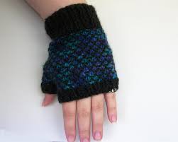 Dragon scale fingerless gloves crochet pattern free. Knit Dragon Scale Gloves Knitting Pattern By One Stitch Designs