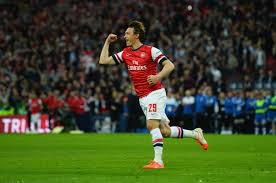 Arsenal plays in the premier league, the top flight of english football. ãŸã¨ãˆ æœ€ä½Žè£œå¼· ã¨è¨€ã‚ã‚Œã¦ã‚‚ ã‚¢ãƒ¼ã‚»ãƒŠãƒ«ã§ã®æ€ã„å‡ºã¯è‰²è¤ªã›ãªã„ Footballista ãƒ•ãƒƒãƒˆãƒœãƒªã‚¹ã‚¿