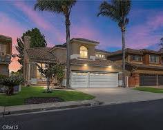 915 S Cottontail Ln, Anaheim, CA 92808