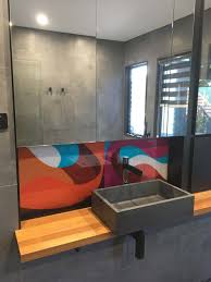 10 eye catching prints on glass splashbacks