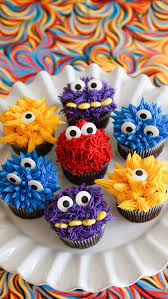 Decorating cupcakes with kids doesn't have to be stressful. Https Bluebellscakery Com Pages Kids Cupcake Decorating Class