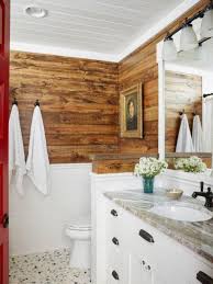 Awesome 20 Astonishing Lake House Home Design Ideas In 2020 Rustic Lake Houses Lake House Bathroom Rustic Master Bathroom