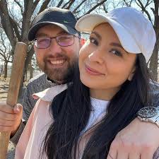 Yesterday my husband and I took a campaign break and joined the  @mckinneydemocrats to help beautify the Pecan Grove Mexican Cemetery. I  really enjoyed having the opportunity to put in some good