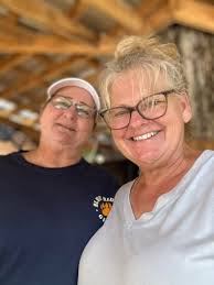 Amazing to see all these old friends pop into my email. I'm in touch with  Carole Kennedy. I will let her know about this Elm Brook Farm Group. Would  love to find