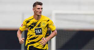 Over 100,000 english translations of french words and phrases. Thomas Meunier It S Like A New Life For Me Bvb De
