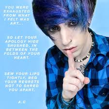 I Write Poetry Because I M A Lame And Cringe Worthy Emo Kid Stuck In The Early 2000 S Have Pity On Me Cute Emo Scene Hair Emo Hair