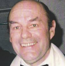 File:Classical guitarist Julian Bream (cropped).jpg