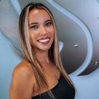 Marisa Shields's Instagram, Twitter & Facebook