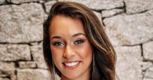 Miss France 2024 : qui est Sandra Bak, Miss Corse 2023 ?