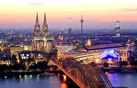 يبلغ عدد سكان فيينا حوالي 1.7 مليون نسمة، وهي عاشر أكبر مدينة من ناحية عدد السكان في. Ø§Ø«Ø§Ø± Ø§Ù„Ù…ÙˆØ§Ù‚Ø¹ Ø§Ù„ØªØ§Ø±ÙŠØ®ÙŠØ© ÙˆØ§Ù„Ø³ÙŠØ§Ø­ÙŠØ© ÙÙŠ Ø§Ù„Ø¹Ø§Ù„Ù… Ø§Ù„Ø¨Ø­Ø§Ø± ÙˆØ§Ù„Ø£Ù†Ù‡Ø§Ø± ÙˆØ§Ù„Ù…Ø­ÙŠØ·Ø§Øª