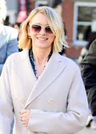Es gibt auch verschiedene frisuren, dass die arbeit für verschiedene arten von haut. Style Stars Und Ihre Haare Das Sind Die Schonsten Bob Frisuren Fur Frauen Ab 40 Pressfrom Deutschland