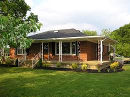 1096 Morgantown Rd Franklin Ky 42134 Pinned From Www Coldwellbanker Com House Styles House Morgantown