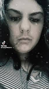 Layla Barlow's Instagram, Twitter & Facebook